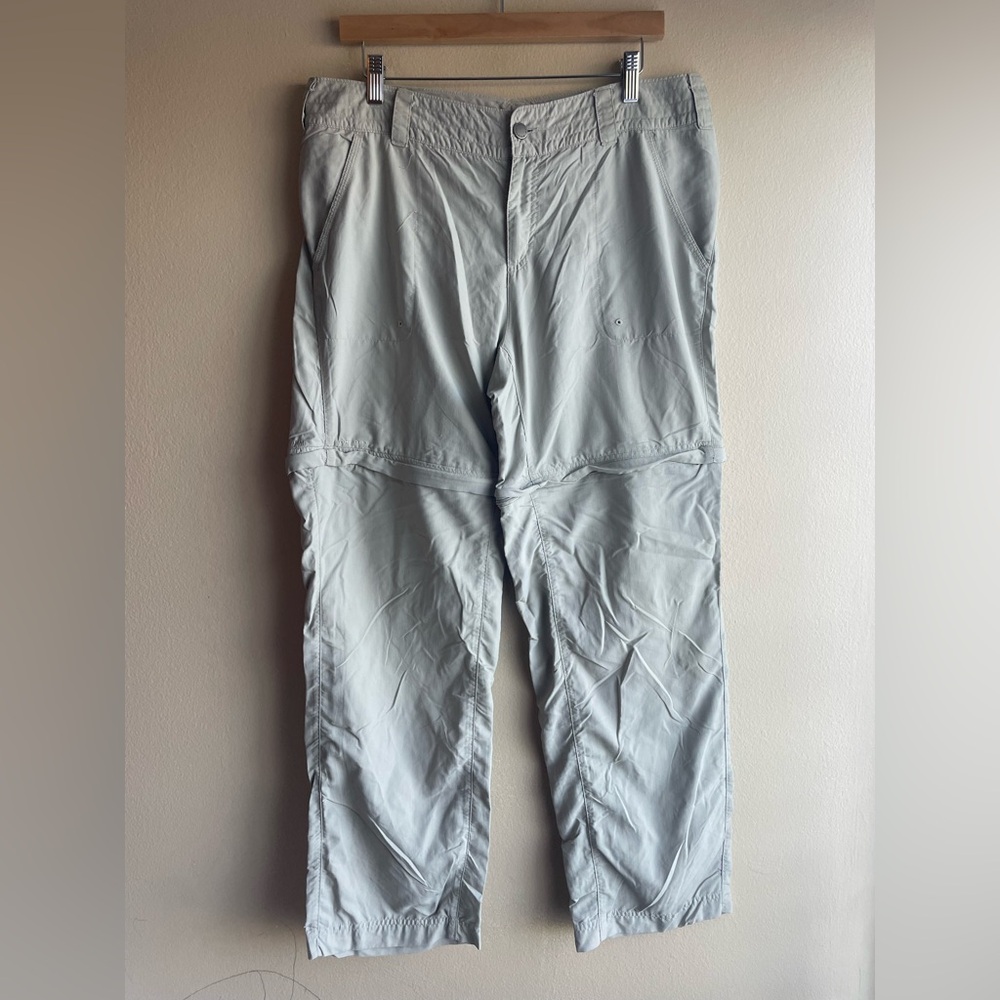 Columbia Light Gray Convertible Capri Pants